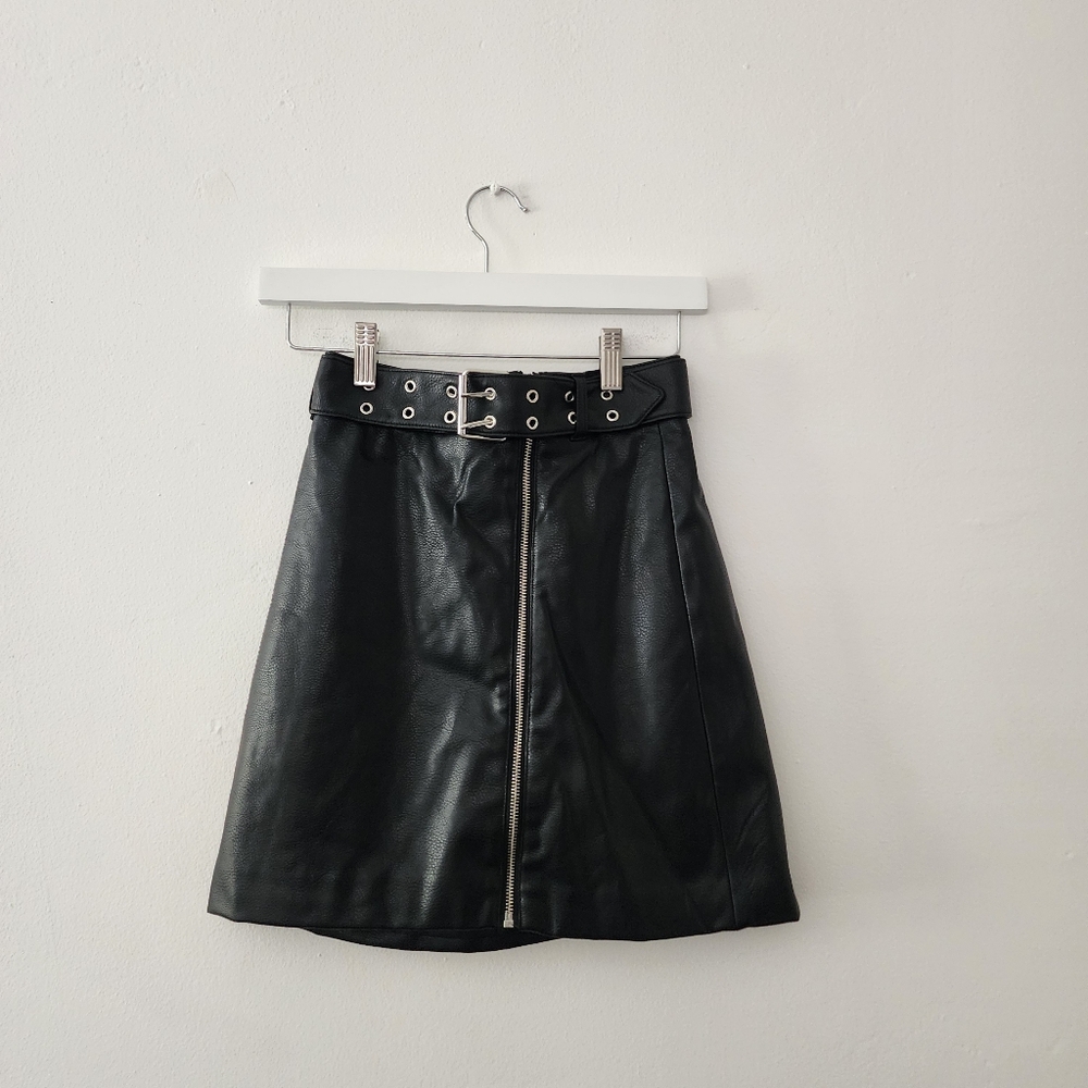 H&M's Divided | NWT Black Faux Leather Skirt with Grommet Belt